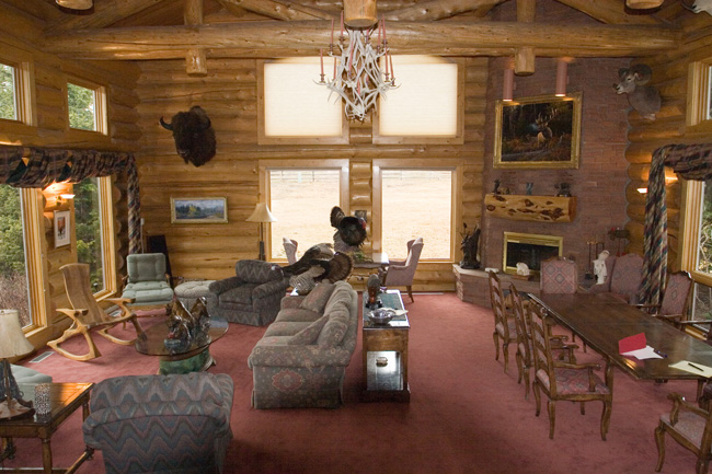 Joe Ricketts' ranch living room